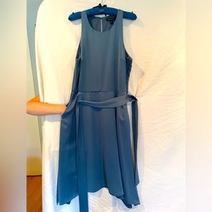 Banana Republic size 10 silvery Blue midi dress with pockets